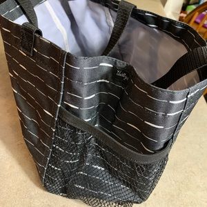 Thirty-one small utility tote